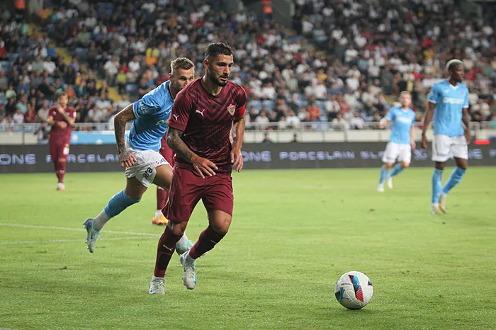 canli-hatayspor-trabzonspor-1728147888075.jpg Kazanan yok! Hatayspor - Trabzonspor berabere kaldı - 2