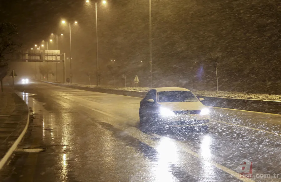 Türkiye'nin birçok noktasına ilk kar düştü 4
