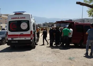 Bursa’da fabrika yangını! 3 işçi dumandan etkilendi