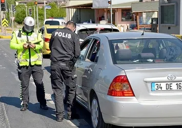 Hafta sonu sokağa çıkma yasağı var mı? Sokağa çıkma kısıtlamasından kimler muaf? İşte sokağa çıkma yasağından muaf olanlar