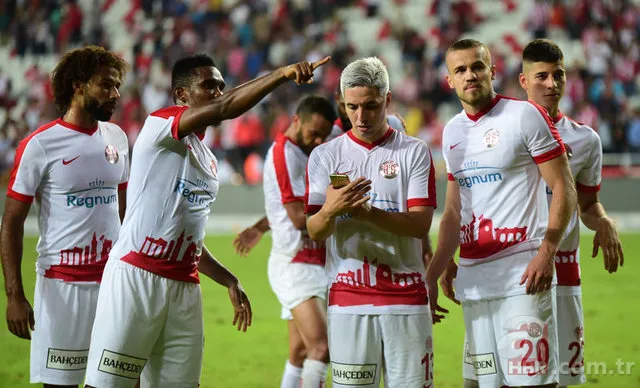 Nasri ve Samuel Eto'o'dan inanılmaz skandal! 7