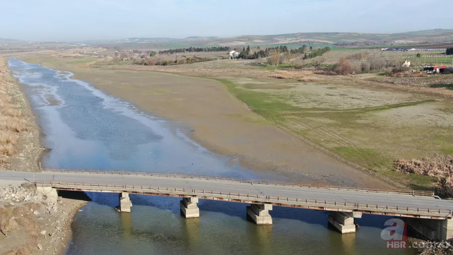 İstanbul'da barajlar alarm veriyor: Son 10 yılın en düşük seviyesinde! Tarihi Çakmak Hattı ortaya çıktı 5