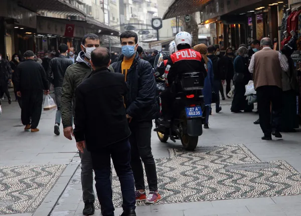 1616470168708.jpg Artan koronavirüs vakaları sonrası harekete geçildi! O illerde yeni koronavirüs tedbirleri alındı - 6