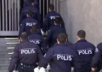 FETÖ'cü polislere kışla yolu