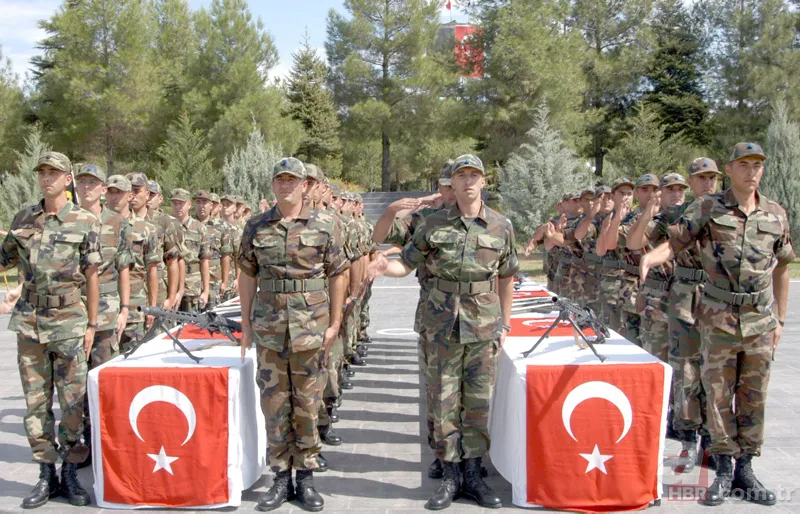 Tek tip askerlik geliyor! Bakan Akar'dan son dakika tek tip askerlik açıklaması Askerlik süresi ne zaman kısalacak? 2