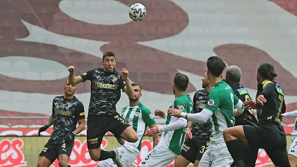Konyaspor Göztepe maçı özeti ve goller! Süper Lig 19. haftada kıran kırana geçen mücadele