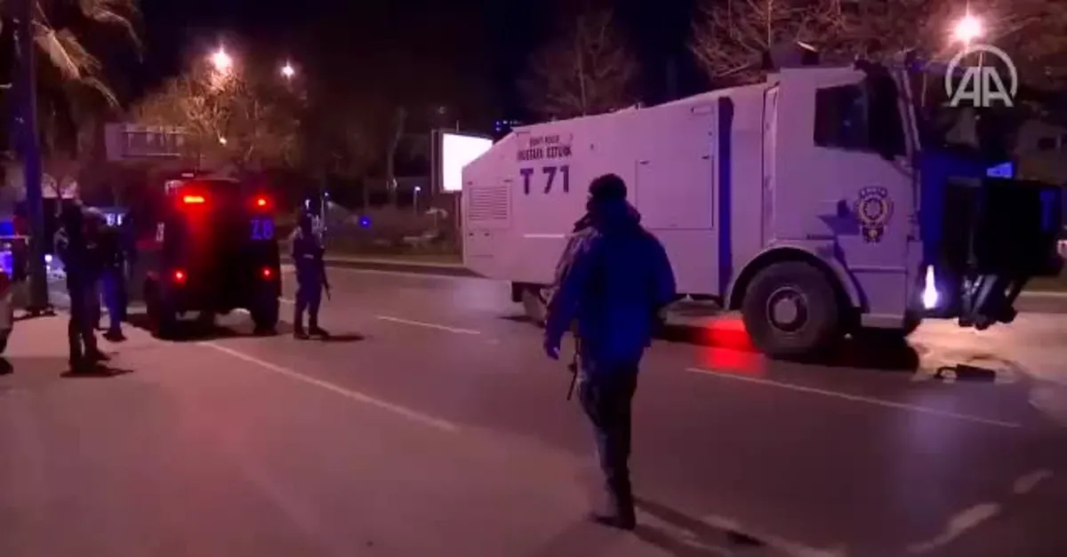 İstanbul'da polise silahlı saldırı!
