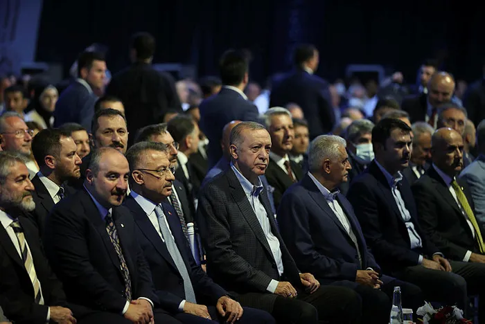 Mercedes’ten TOGG’a gelen Taha Uluhan: Başkan Erdoğan’ın çağrısı üzerine ülkeme döndüm - 7
