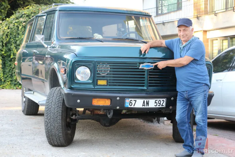 Hurdaya ayrılan Chevrolet Suburban’ı yıllar sonra geri aldı! Restore etti: Ev teklif eden bile var 6