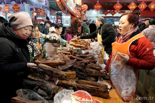 Ne bulsa yiyorlar! İşte koronavirüsün yayıldığı pazar... 25