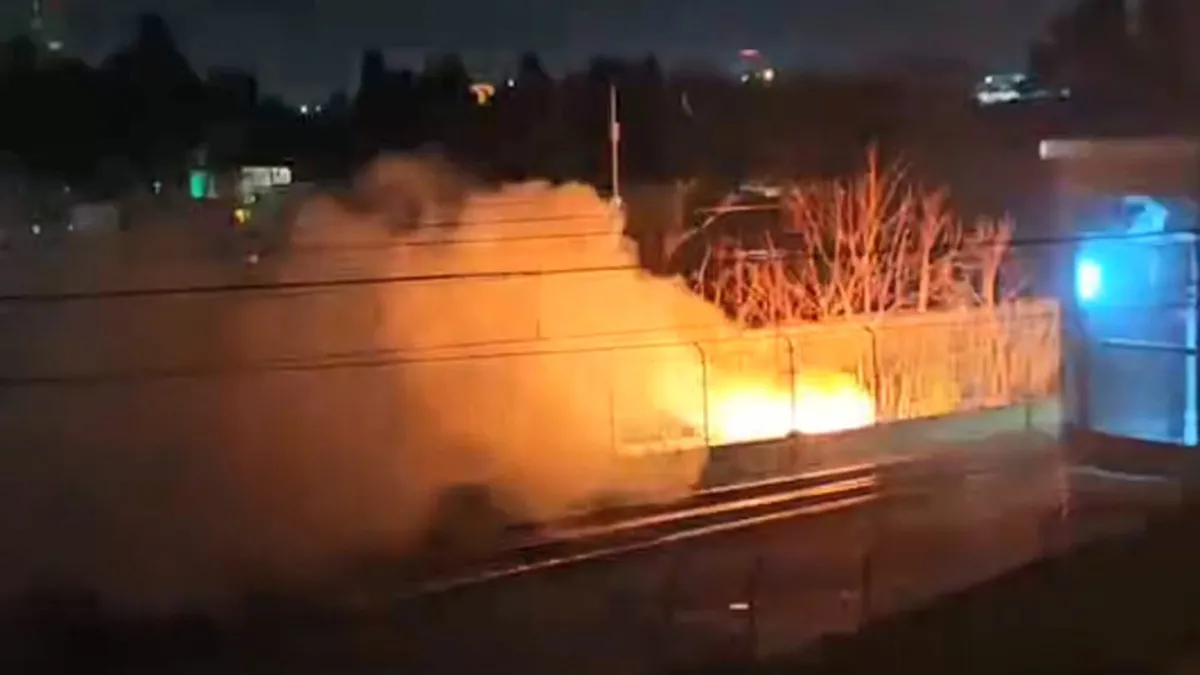 Bakırköy metro durağında yangın paniği!