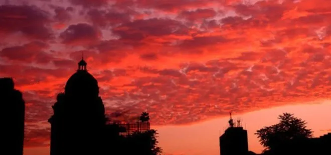 Çin’de gökyüzü neden kırmızı oldu? Gökyüzü neden kırmızı olur? Meteoroloji’den son dakika açıklaması