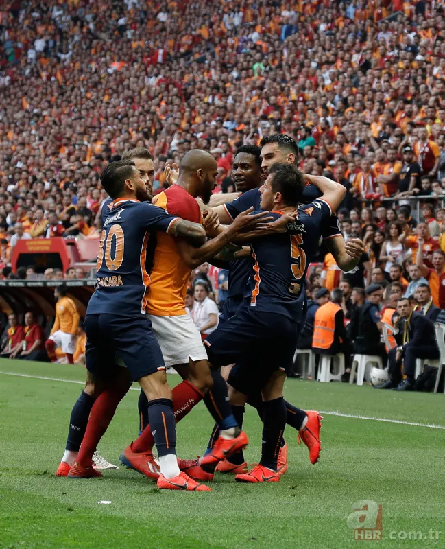 Başakşehir'in golü sonrası ortalık karıştı 10