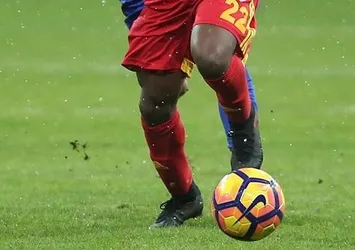Nakoulma Kayserispor'dan ayrıldı