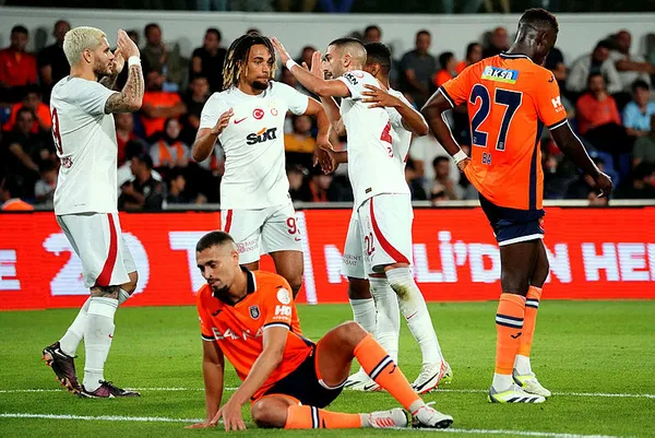 Başakşehir - Galatasaray: 1- 2 | Icardi tarihe geçti MAÇ SONUCU ÖZET