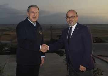 Milli Savunma Bakanı Hulusi Akar'dan Yunanistan'a net uyarı: Oldubittiye izin vermeyiz