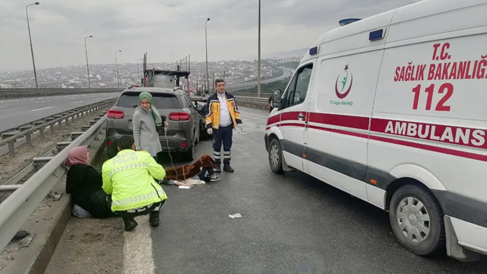 TEM'de 23 araç birbirine girdi! Zincirleme kaza o yolu kapattı