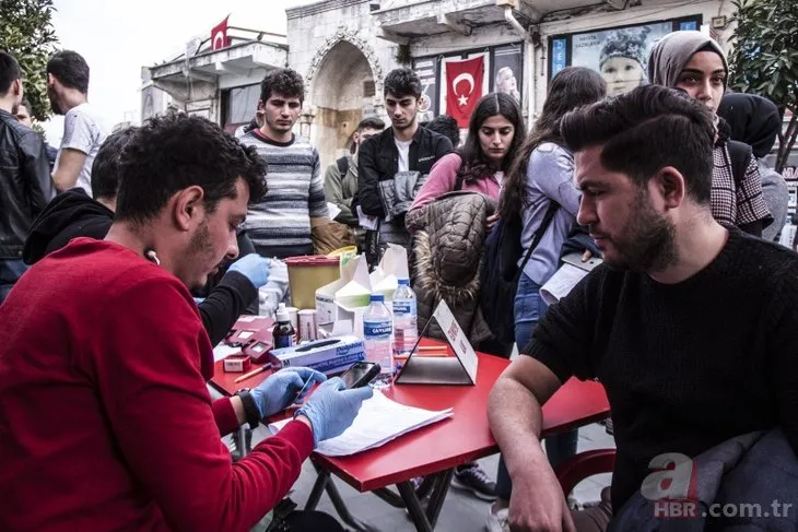 Türkiye Mehmetçik için tek yürek oldu! Her yer Türk bayrağıyla donatıldı