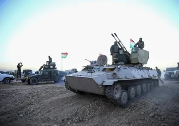 Musul'da DEAŞ'tan alınan köylerde hendek kazılıyor