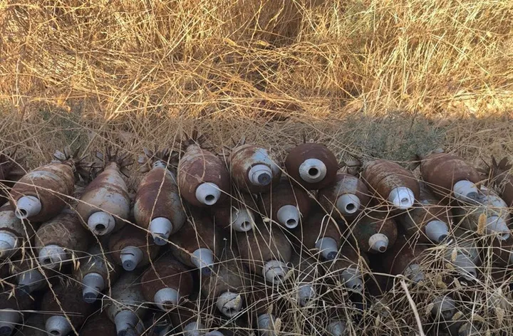 Türk askeri Tel Abyad'da 285 ağır silah mühimmatı ele geçirdi - 1