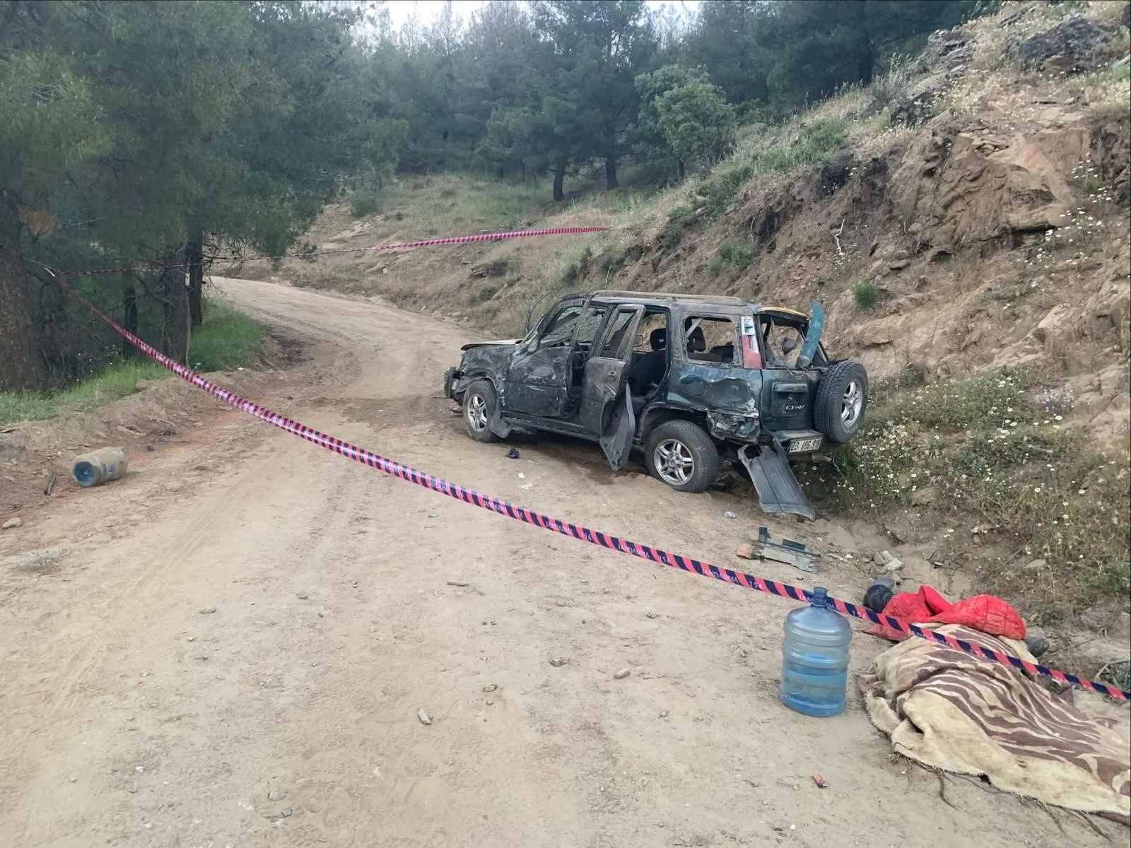Kontrolden çıkan otomobil can aldı: 1 ölü 2 ağır yaralı