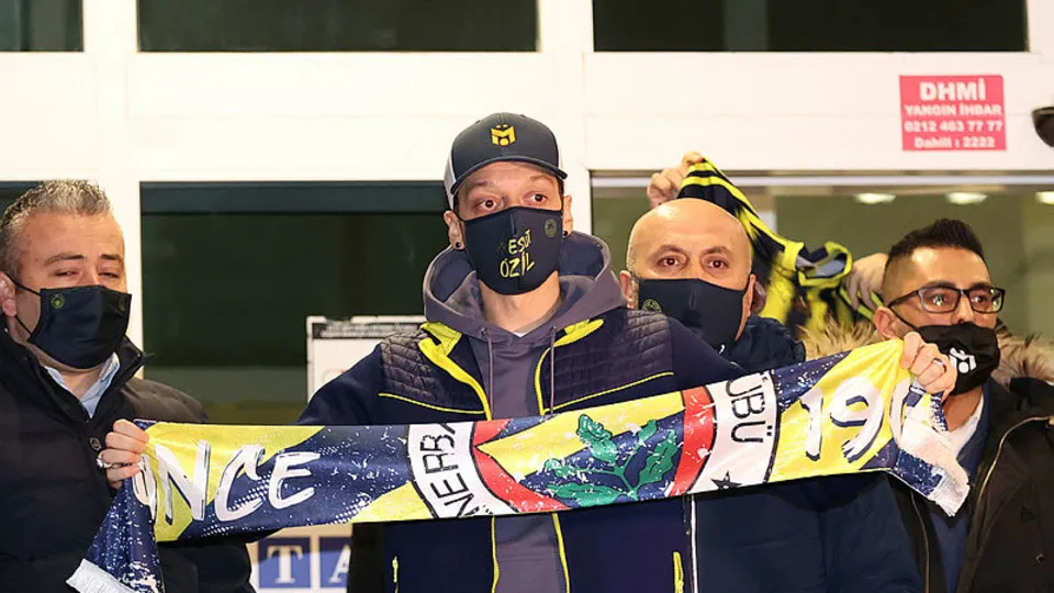 Mesut Özil maaşı ne kadar | Fenerbahçe'de flaş gelişme! Tarih belli oldu