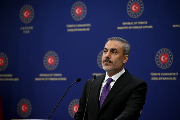 Dışişleri Bakanı Hakan Fidan’dan İsrail’e: Bir tercih yapmak zorundalar