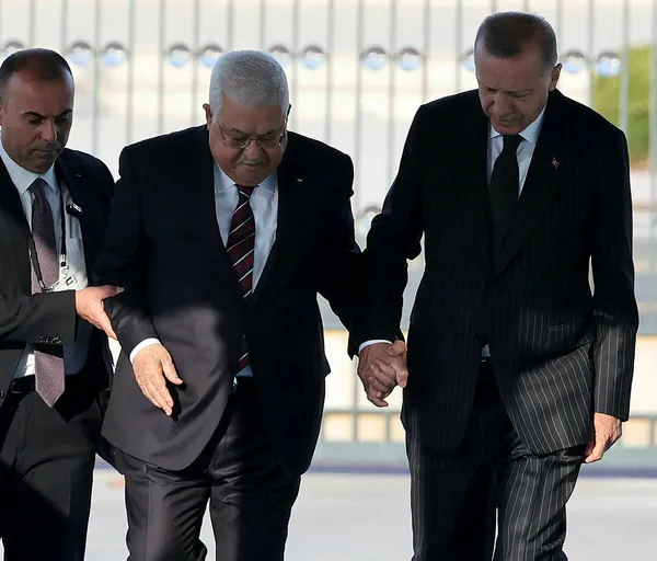 Filistin Devlet Başkanı Abbas Ankara’da! Başkan Erdoğan resmi törenle karşıladı