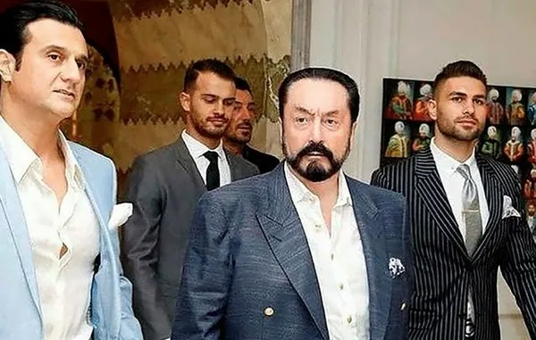 Son dakika: Türkiye'nin gözü Adnan Oktar davasında! Adnan Oktar'ın cezası belli oldu! Adnan Oktar davasında karar verildi - 1