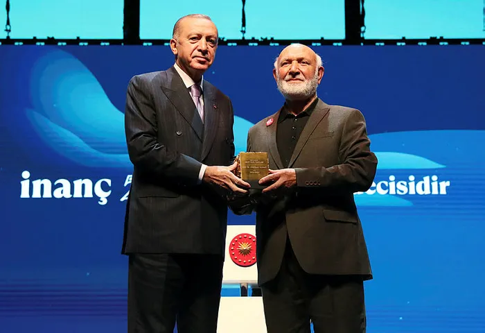 Başkan Erdoğan’dan Necip Fazıl Ödülleri’nde önemli açıklamalar