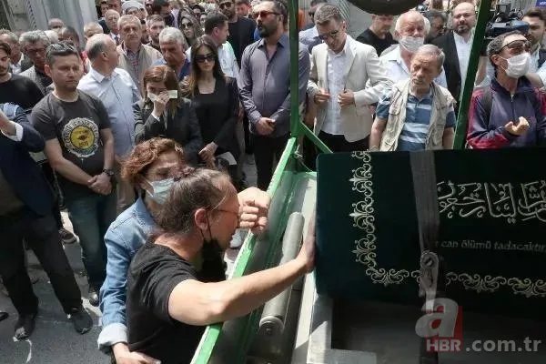 Ünlü spiker Özlem Sarıkaya Yurt’a acı veda! Gözyaşları sel oldu annesinin sözleri yürek yaktı