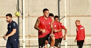 Sivasspor’dan Rey Manaj kararı!