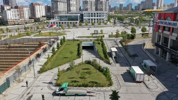 İBB İSPARK otoparkını otomobil firmasına kiraladı! Mağdur vatandaşlardan tepki