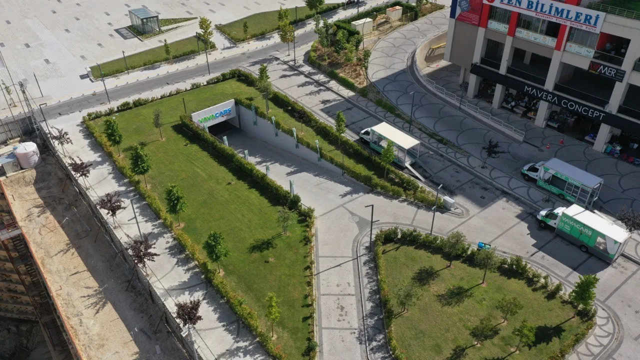İBB İSPARK otoparkını otomobil firmasına kiraladı! Mağdur vatandaşlardan tepki