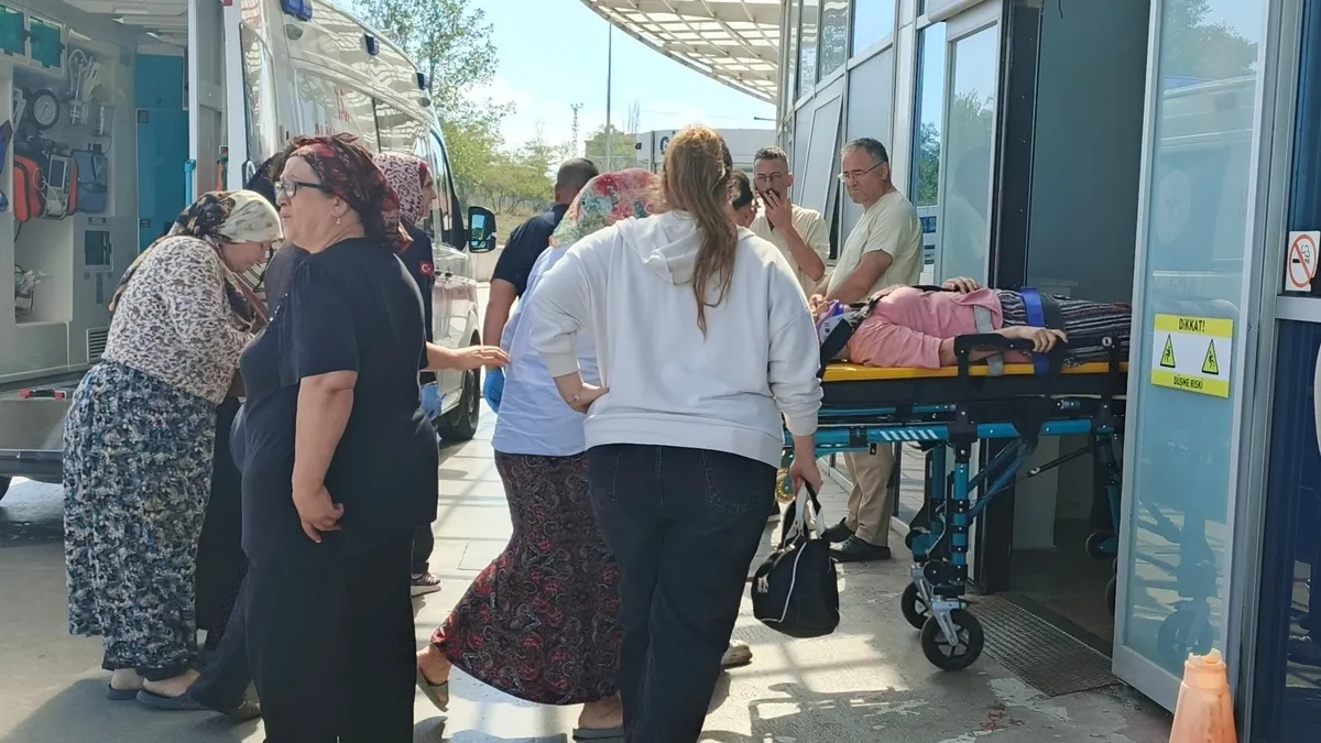 Samsun'da seyir halindeki traktörün römorku devrildi! Yaralıdan korkunç kaza sözler: "Bir anlık hataydı"