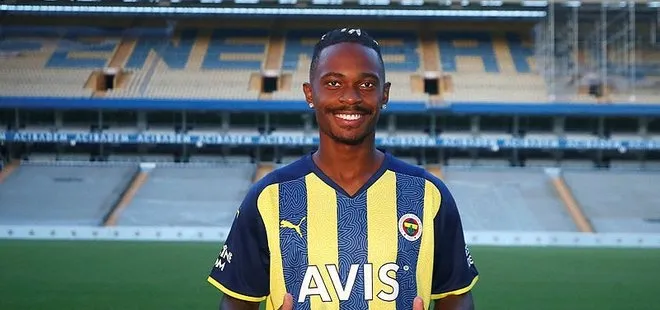 Fenerbahçe’nin yeni transferi Lincoln Henrique’dan taraftarlara ilk mesaj