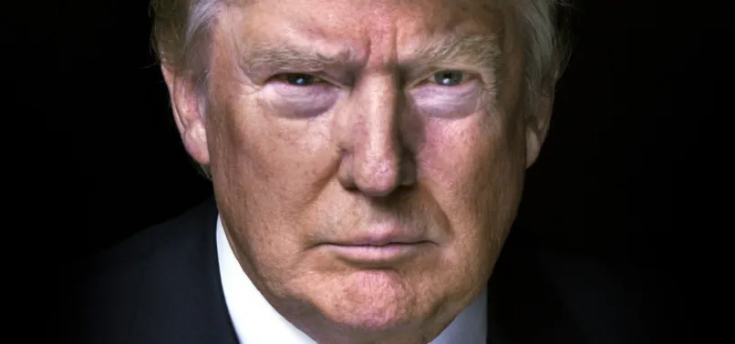 Trump'a kum yüklü kamyonlarla güvenlik önlemi