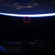 Dev kuyruklu yıldız dünyaya yaklaşıyor! Astronotlar böyle görüntüledi