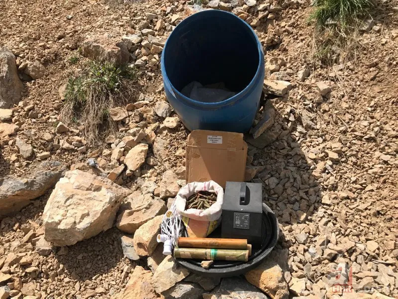 Terör örgütü PKK'nın cephaneliği ele geçirildi 23