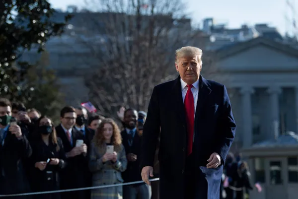 son-dakika-donald-trumptan-azil-sureci-aciklamasi-siyasi-tarihimizdeki-en-buyuk-cadi-avinin-devamidir-1610468510033.jpg Son dakika... Donald Trump'tan azil süreci açıklaması: Siyasi tarihimizdeki en büyük cadı avının devamıdır - 3