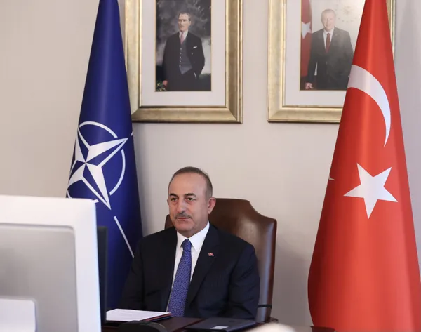 Türkiye'den Fransa hakkında flaş açıklama! İki ülke dost ve müttefik kalacak - 2