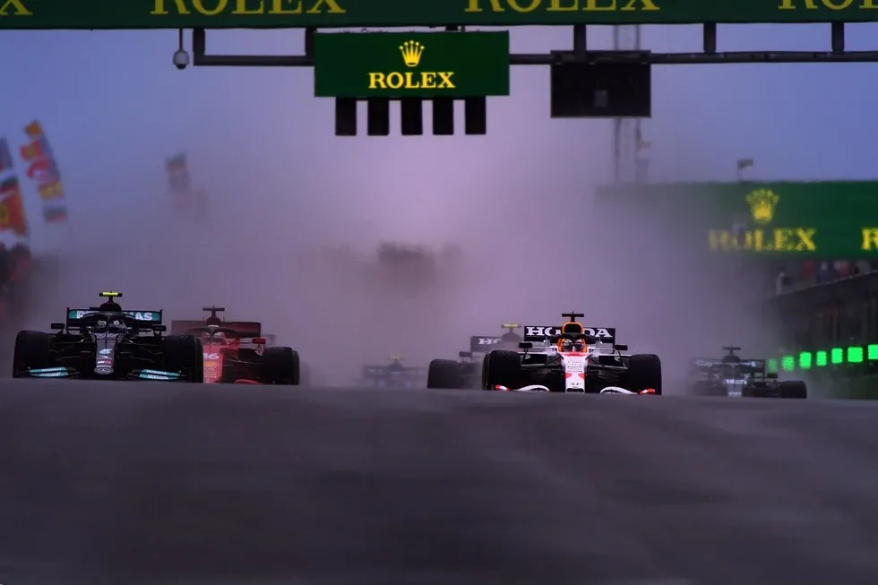 formula-1in-2027-resmi-takvimi-aciklandi-turkiye-grand-prixsi-1-3-ekimde-yapilacak-1789553010772.jpeg Formula 1'in 2027 resmi takvimi açıklandı: Türkiye Grand Prix'si 1-3 Ekim'de yapılacak - 2