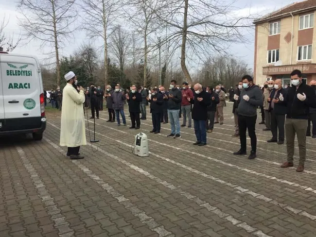 Samsun’da koronavirüs 35 günde 3 kardeşi hayattan kopardı - 4
