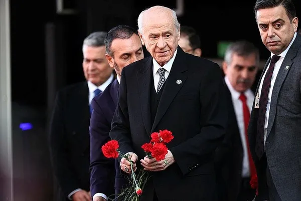 mhp-31-marta-mersinden-basladi-bahceliden-flas-aciklama-mersin-5-yildir-yerinde-sayiyor-1706451855056.jpeg MHP 31 Mart'a Mersin'den başladı | Bahçeli'den flaş açıklama: Mersin 5 yıldır yerinde sayıyor - 5