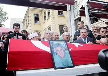 Tarık Akan son yolculuğuna uğurlandı