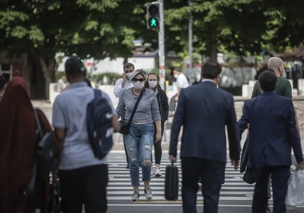 Maske zorunluluğu ne zaman kalkacak? 2022 Bilim Kurulu toplantısı ne zaman, hangi gün? Maske takma zorunluluğu...