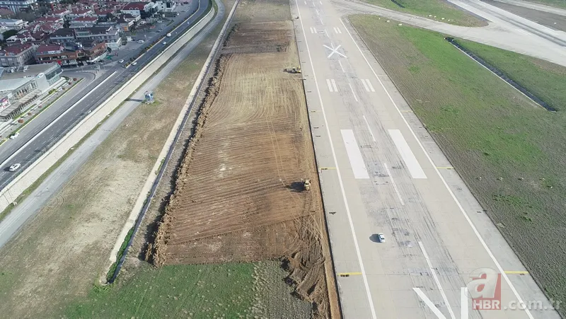 İstanbul'daki salgın hastanelerindeki çalışmalar gece de devam etti! Havadan böyle görüntülendi 11