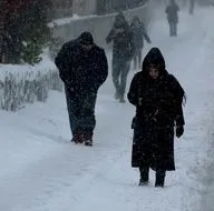 İstanbulda kar kalınlığı 40 santimetreye ulaştı