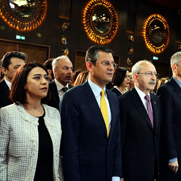 CHP’de kurultaya saatler kaldı! İki isim daha safını açıkladı