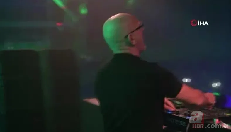 İngiltere’de ölümle dans! Kovid-19'a karşı sosyal mesafesiz parti denemesi 14